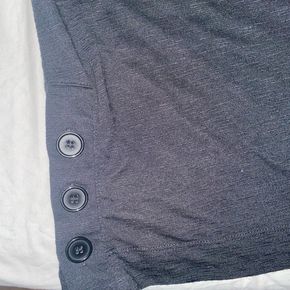 Shirt sleeve cardigan with side buttons - Picture 3 of 4